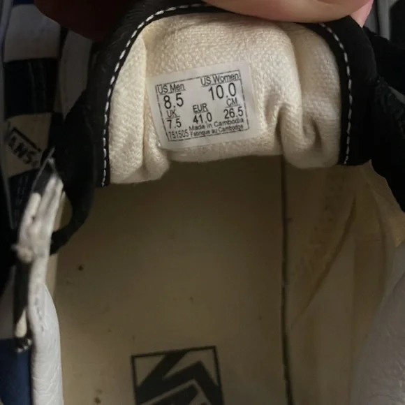 Vans Sneakers - Picture 6 of 6